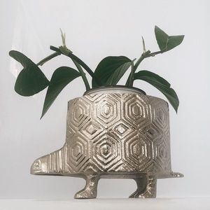 ✿ HARD TO FIND! Tommie the turtle planter ✿